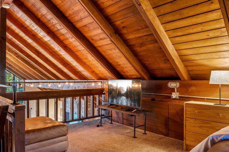Pinetop Lakes Golf Chalet with Firepit Deck - Pinetop, Arizona