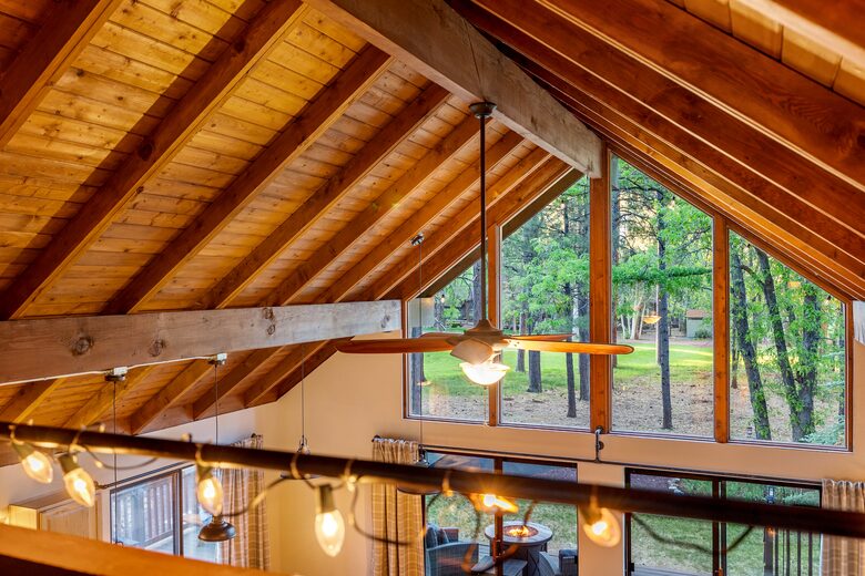 Pinetop Lakes Golf Chalet with Firepit Deck - Pinetop, Arizona