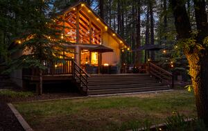 Pinetop Lakes Golf Chalet with Firepit Deck - Pinetop, Arizona
