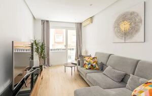 Comfortable Madrid Residence with Classic Appeal - Madrid, Spain