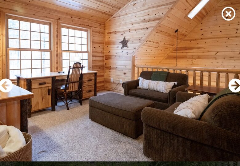 Saugatuck Log Home with Private Lake Access - Saugatuck, Michigan