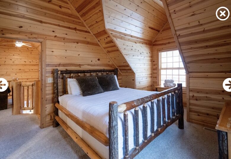 Saugatuck Log Home with Private Lake Access - Saugatuck, Michigan
