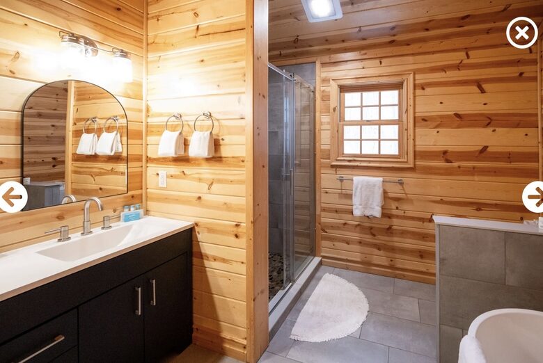 Saugatuck Log Home with Private Lake Access - Saugatuck, Michigan