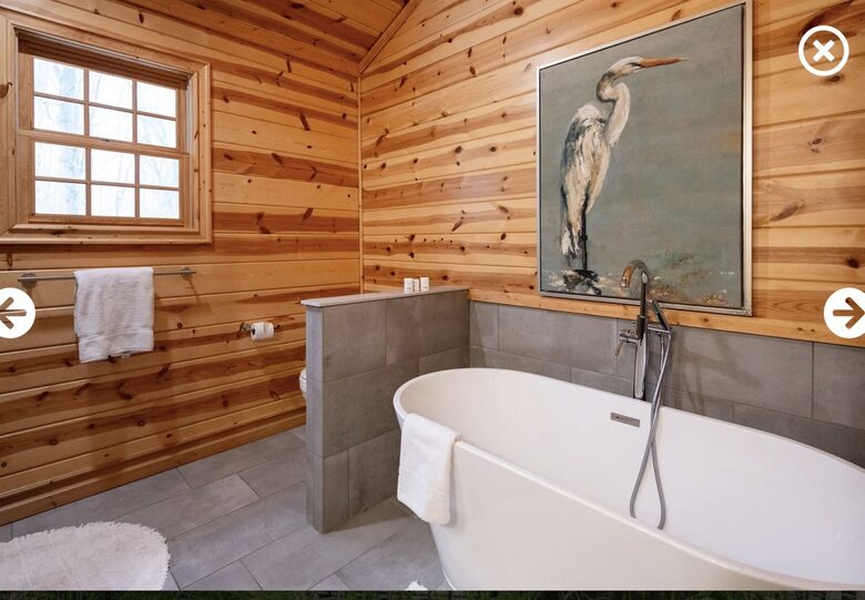 Saugatuck Log Home with Private Lake Access - Saugatuck, Michigan