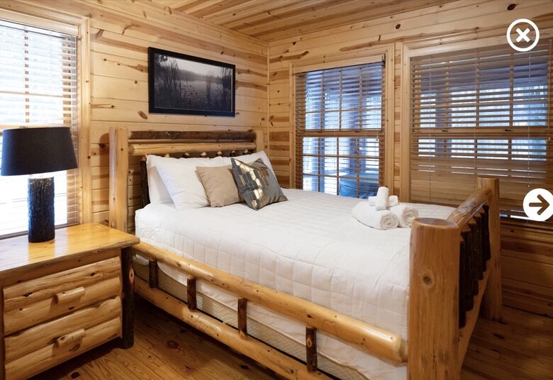 Saugatuck Log Home with Private Lake Access - Saugatuck, Michigan