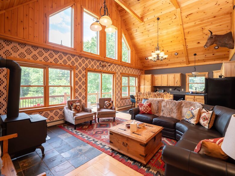 Year-Round Sunday River Escape with Pool & Mountain Views - Newry, Maine