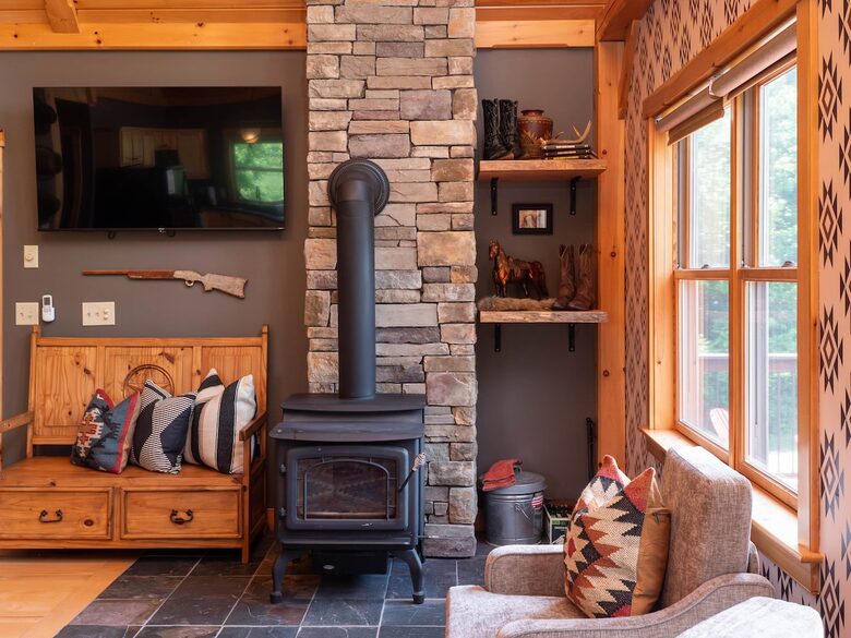 Year-Round Sunday River Escape with Pool & Mountain Views - Newry, Maine