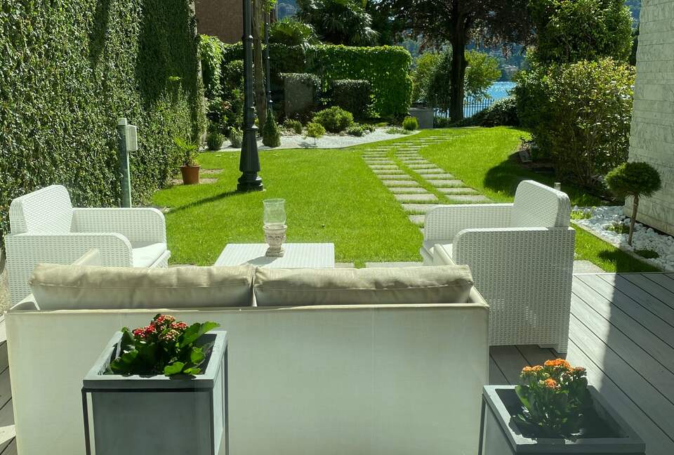 Elegant Lake Como Duplex - Como, Italy
