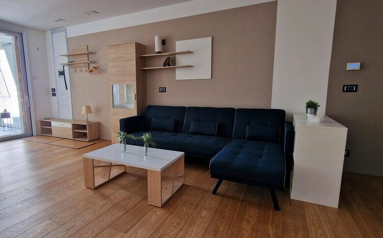 Elegant Lake Como Duplex - Como, Italy