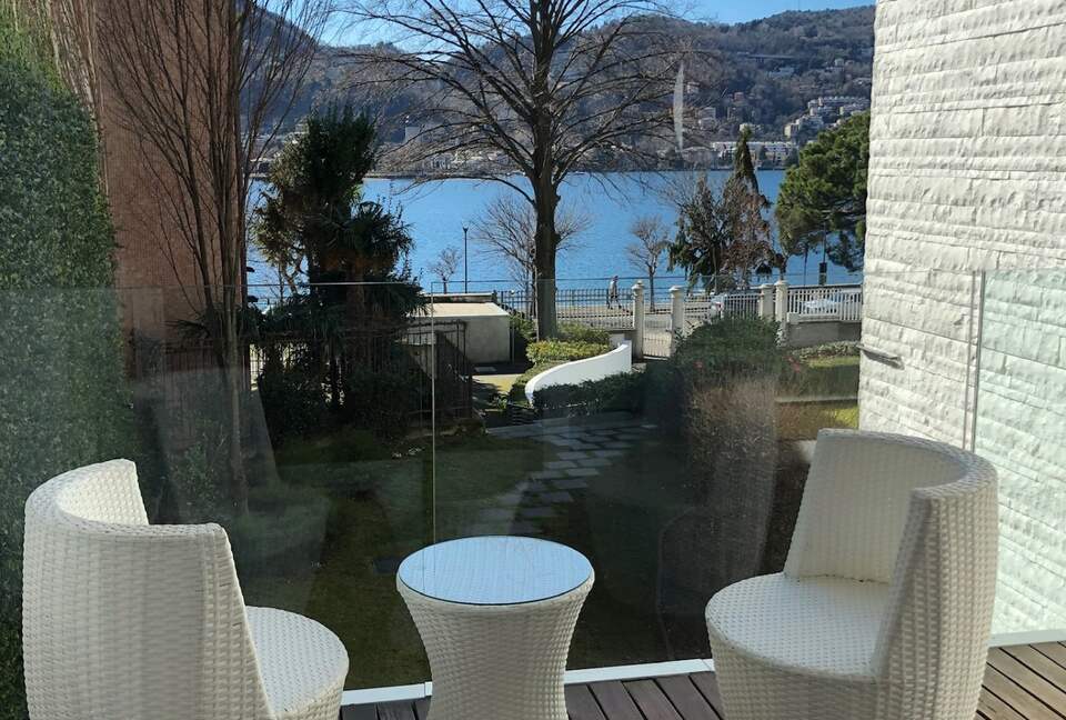 Elegant Lake Como Duplex - Como, Italy