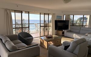 Burleigh Beachfront Apartment with Headland Views - Gold Coast, Australia