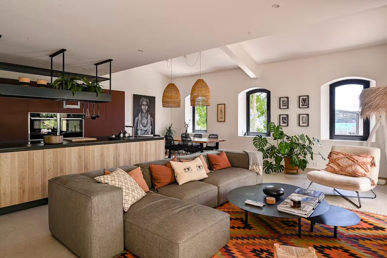 Sea View Townhouse on the Port of Les Lecques - Saint-Cyr-sur-Mer, France