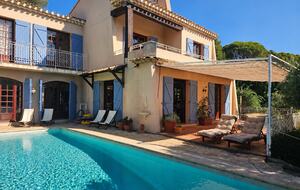 Elegant Cassis Retreat with Pool and Terraces - Cassis, France
