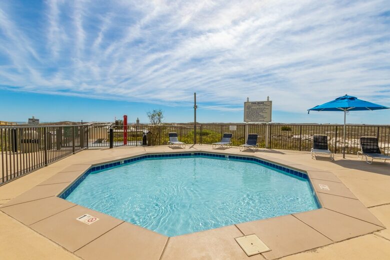 Family-Friendly Gulf-View Condo with Beach Access - Orange Beach, Alabama