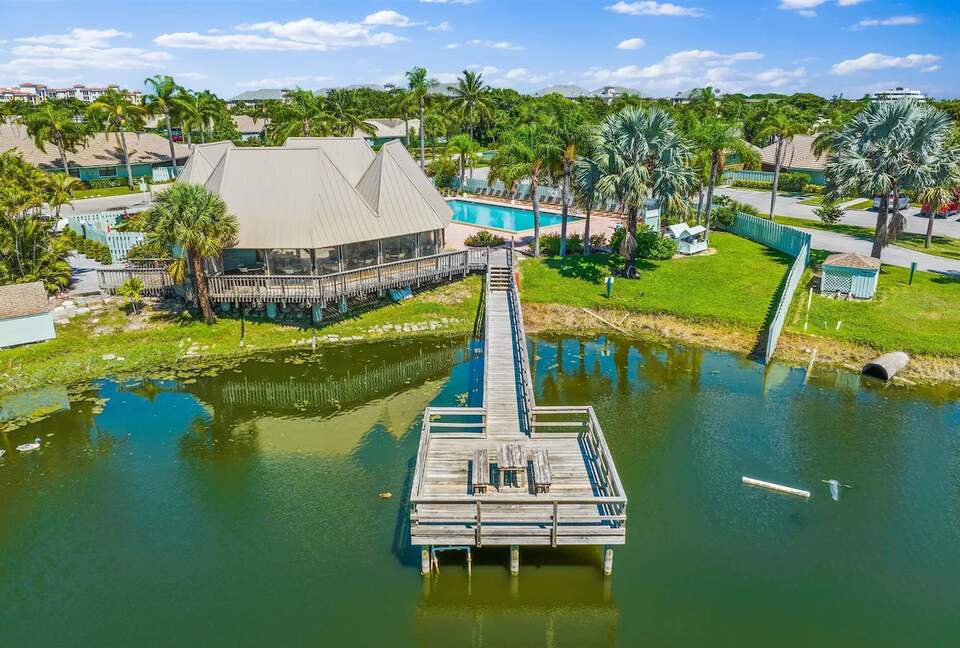 Jupiter Beach Villa Near Carlin Park and Beach - Jupiter, Florida