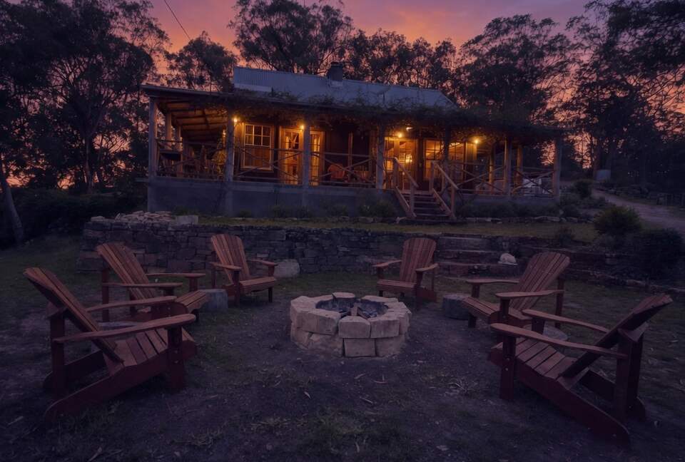 Private Timber Cottage on 38 Acres Near Wollombi - Laguna, Australia