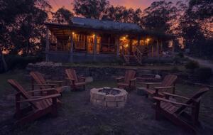 Private Timber Cottage on 38 Acres Near Wollombi - Laguna, Australia