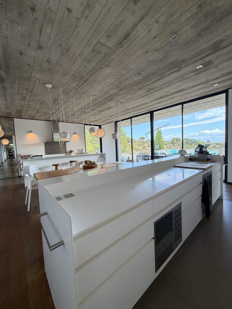 Elegant Corsican Estate by the Sea - Porto Vecchio, France