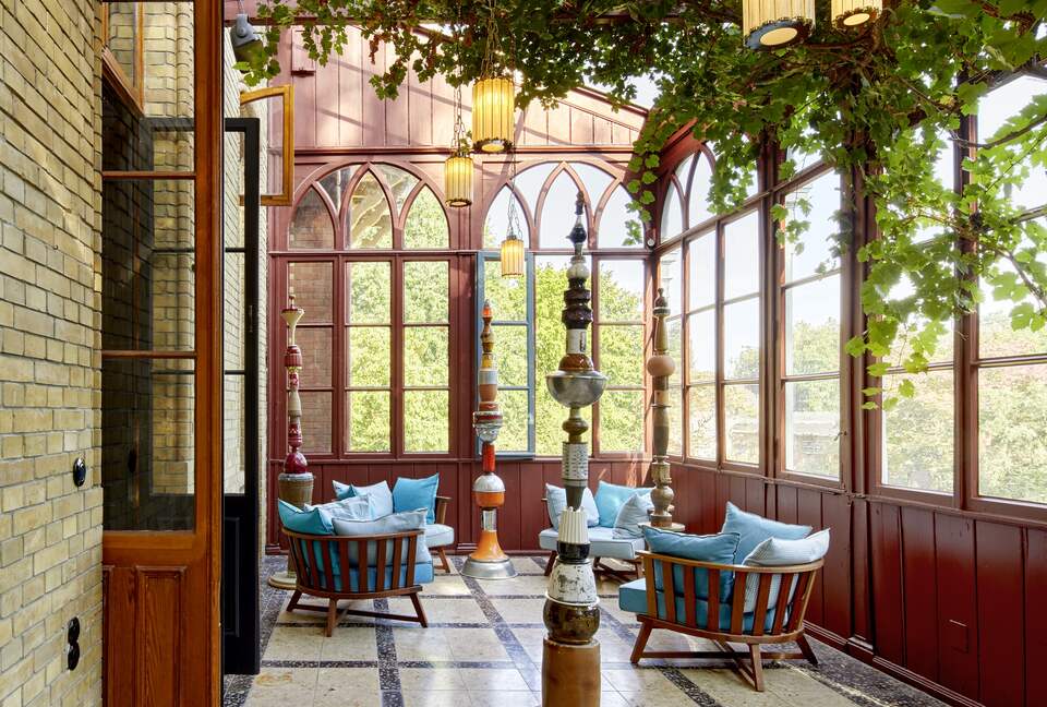 Schloss Düneck | A Historic Estate with Modern Luxury - Moorrege, Germany