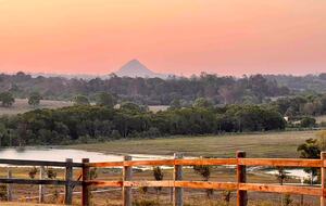 Kurui Cabin | Noosa Hinterland Luxury Retreat - Cooroy, Australia