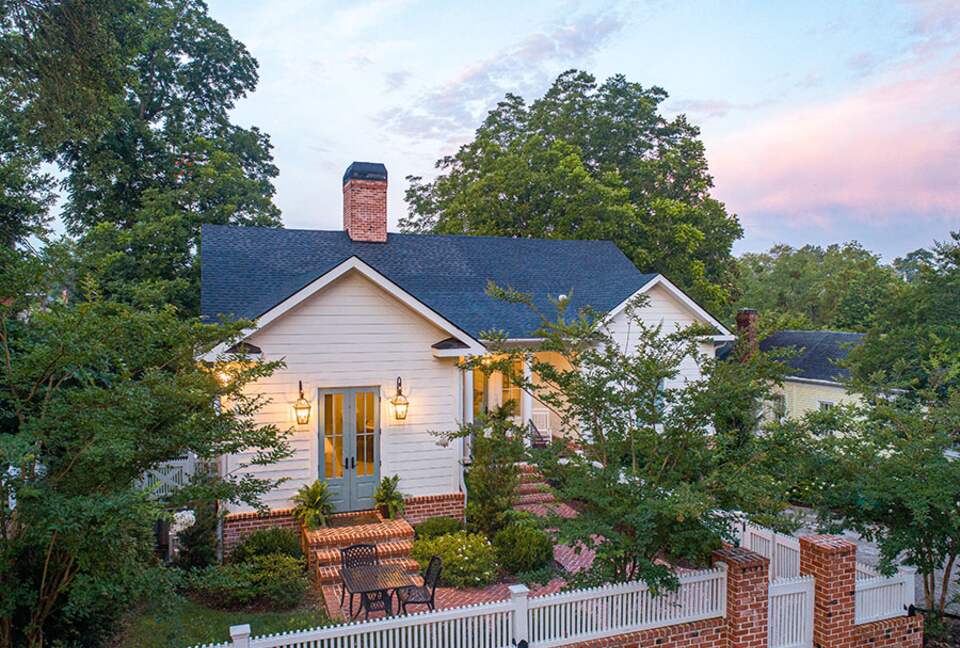 The Willcox Chef's Cottage - Upper Level - Aiken, South Carolina