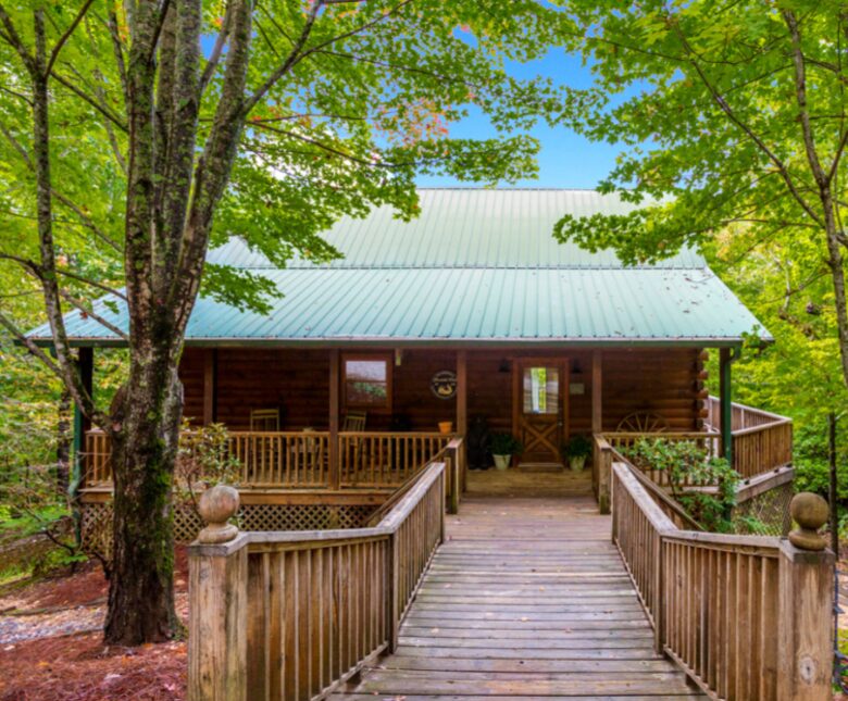 Fireside Mountain Escape Near Helen - Cleveland, Georgia