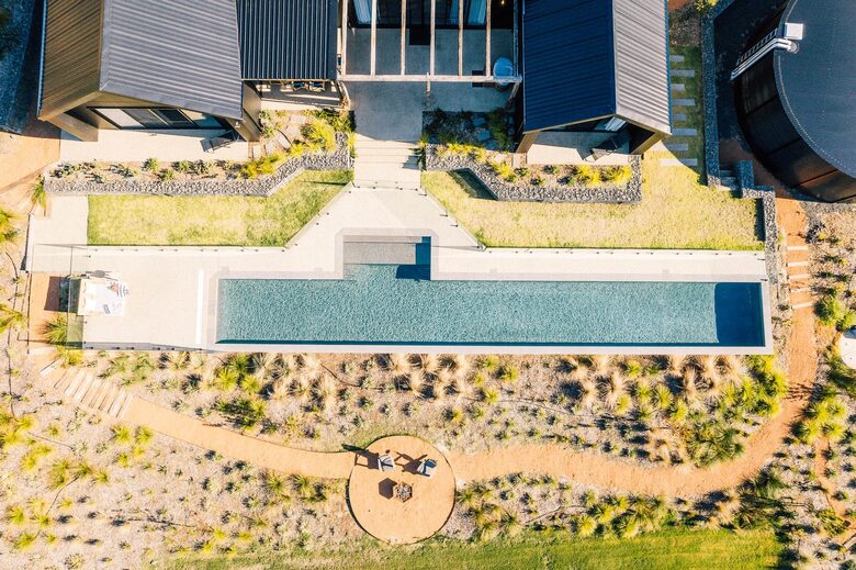 Elegant Margaret River Retreat with Sweeping Countryside Views - Yallingup, Australia