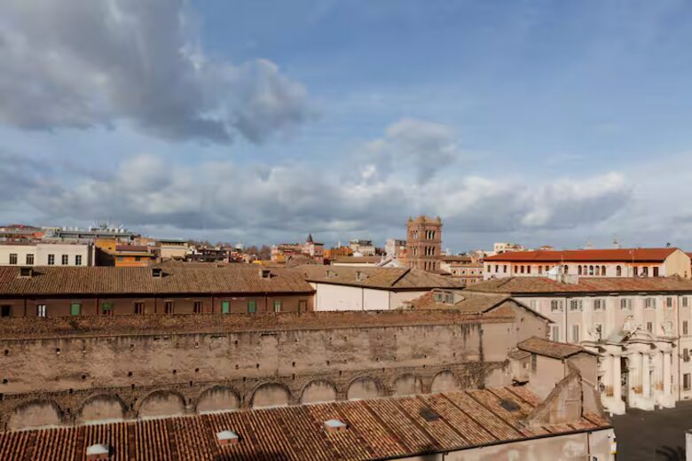 Panoramic Penthouse in the City Center - Rome, Italy