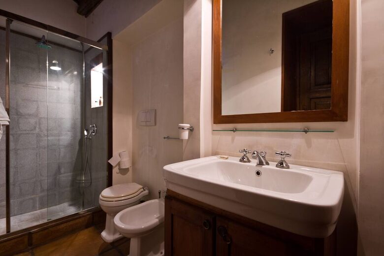 Historic Loft with Roman Terraces - Rome, Italy