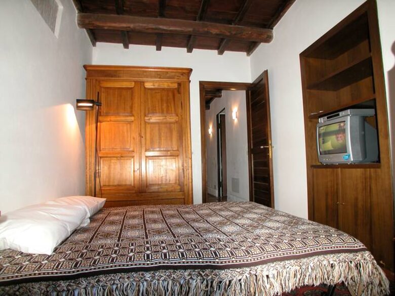 Historic Loft with Roman Terraces - Rome, Italy