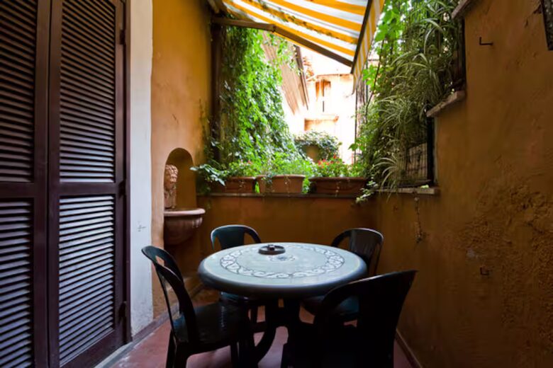 Historic Loft with Roman Terraces - Rome, Italy