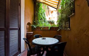 Historic Loft with Roman Terraces - Rome, Italy