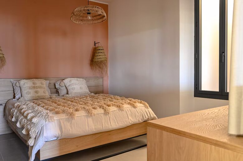 Sea View Townhouse on the Port of Les Lecques - Saint-Cyr-sur-Mer, France
