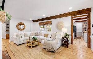 Saltwind Cottage Near Rail Trail and Beaches - Harwich, Massachusetts
