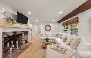 Saltwind Cottage Near Rail Trail and Beaches - Harwich, Massachusetts