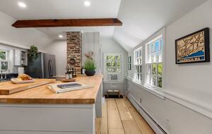 Saltwind Cottage Near Rail Trail and Beaches - Harwich, Massachusetts