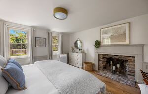 Saltwind Cottage Near Rail Trail and Beaches - Harwich, Massachusetts