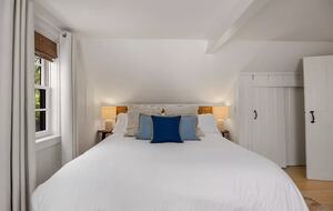 Saltwind Cottage Near Rail Trail and Beaches - Harwich, Massachusetts