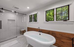 Saltwind Cottage Near Rail Trail and Beaches - Harwich, Massachusetts