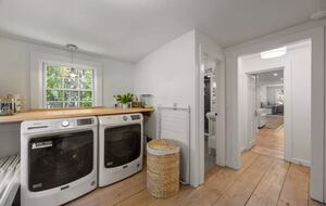 Saltwind Cottage Near Rail Trail and Beaches - Harwich, Massachusetts