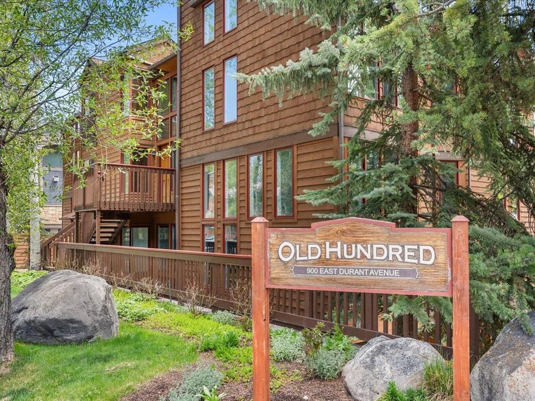 Contemporary Aspen Retreat Near Silver Queen Gondola - Aspen, Colorado
