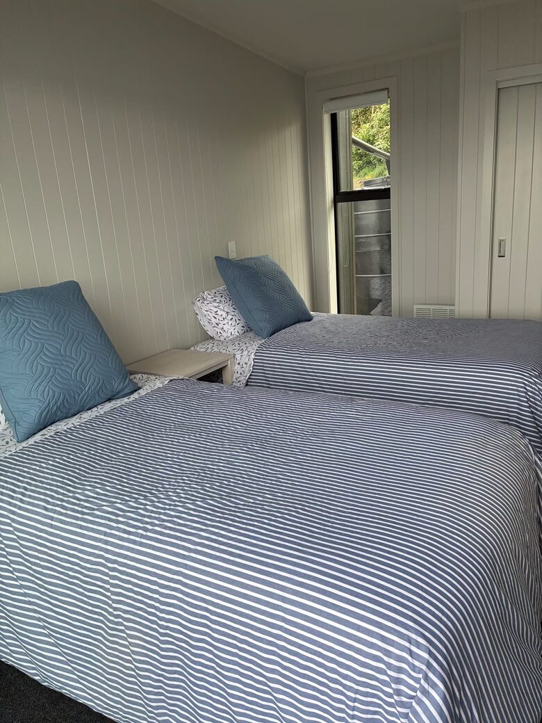Lake Taupō Retreat with Panoramic Water Views - Taupō, New Zealand