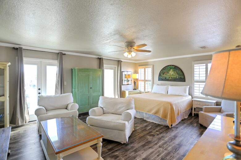 Destin Gulf View Retreat with Private Court - Destin, Florida