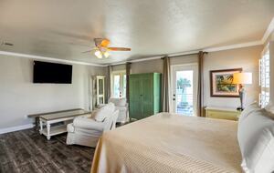 Destin Gulf View Retreat with Private Court - Destin, Florida