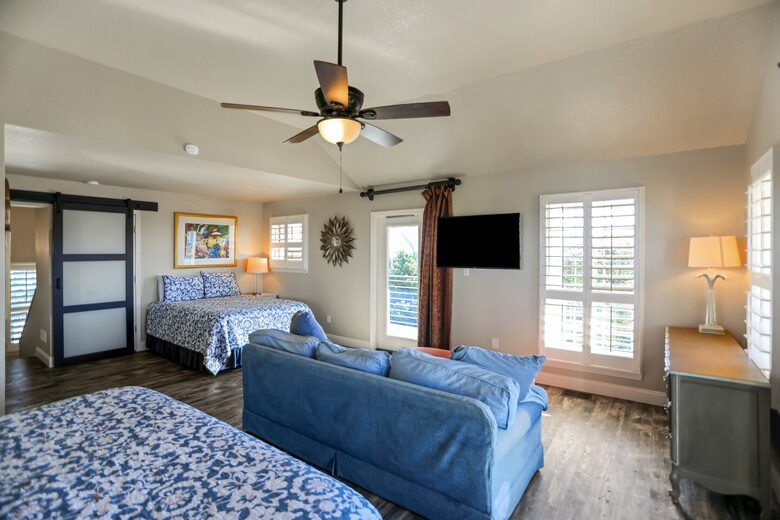 Destin Gulf View Retreat with Private Court - Destin, Florida