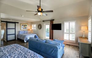 Destin Gulf View Retreat with Private Court - Destin, Florida