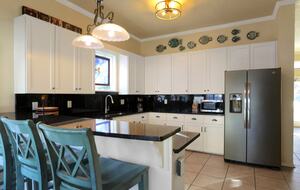 Destin Gulf View Retreat with Private Court - Destin, Florida