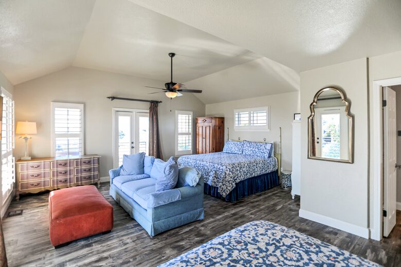 Destin Gulf View Retreat with Private Court - Destin, Florida