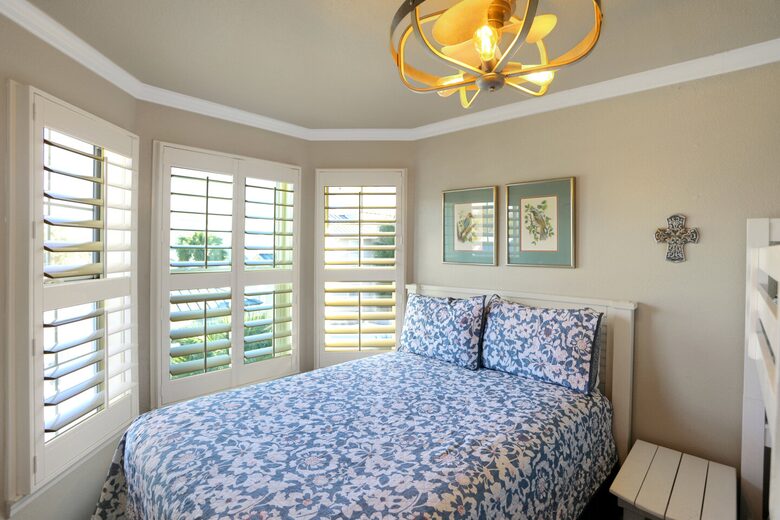 Destin Gulf View Retreat with Private Court - Destin, Florida