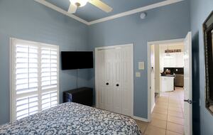 Destin Gulf View Retreat with Private Court - Destin, Florida